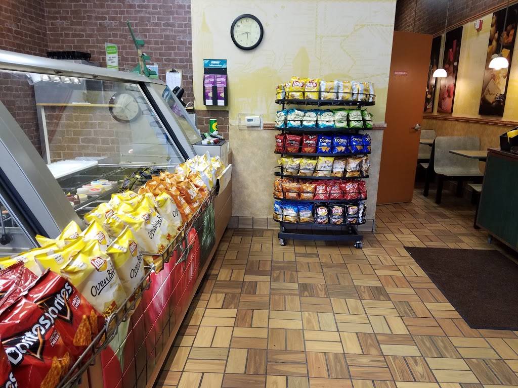 Subway | restaurant | 1569 N Wixom Rd, Wixom, MI 48393, USA | 2486698226 OR +1 248-669-8226