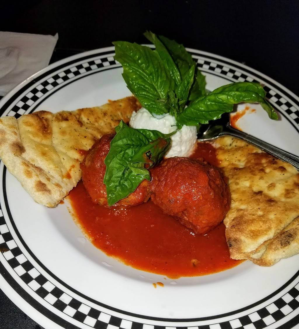 Anthonys Coal Fired Pizza | meal takeaway | 2532 McMullen Booth Rd, Clearwater, FL 33761, USA | 7277970929 OR +1 727-797-0929