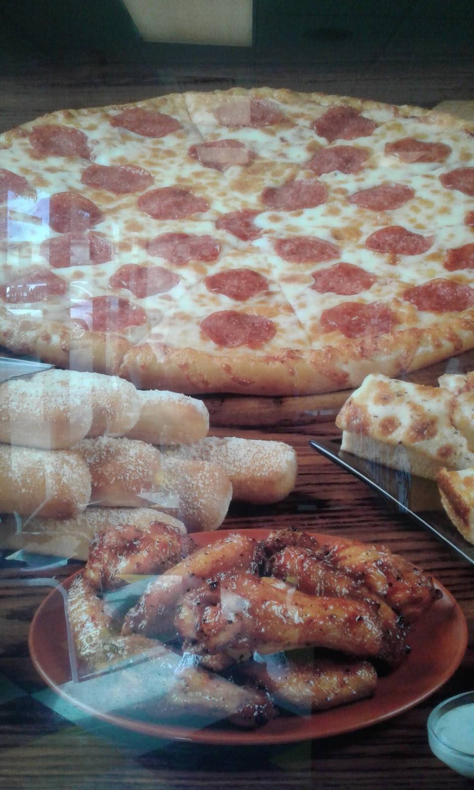 Little Caesars Pizza | meal takeaway | 3487 W 10th St, Greeley, CO 80634, USA | 9703535008 OR +1 970-353-5008