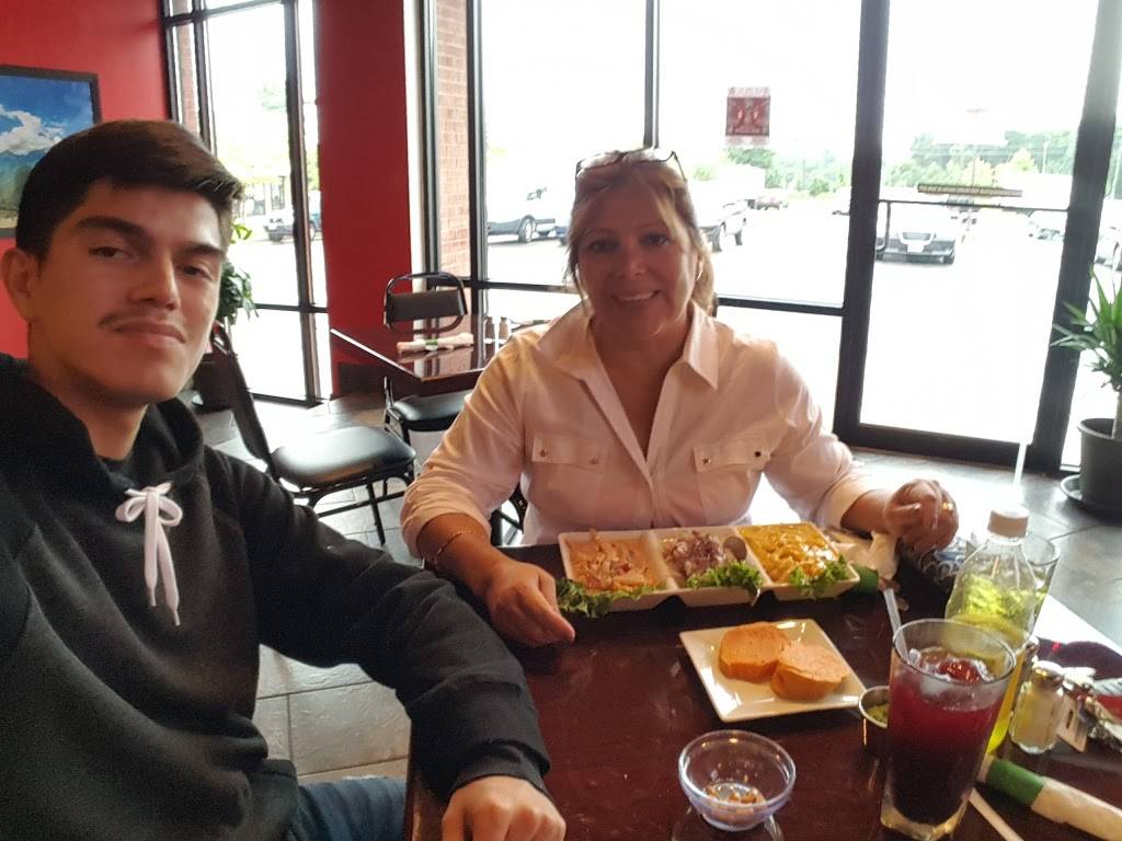 Justas Chicken #2 | restaurant | 2870 Garber Way, Woodbridge, VA 22192, USA | 7034799590 OR +1 703-479-9590