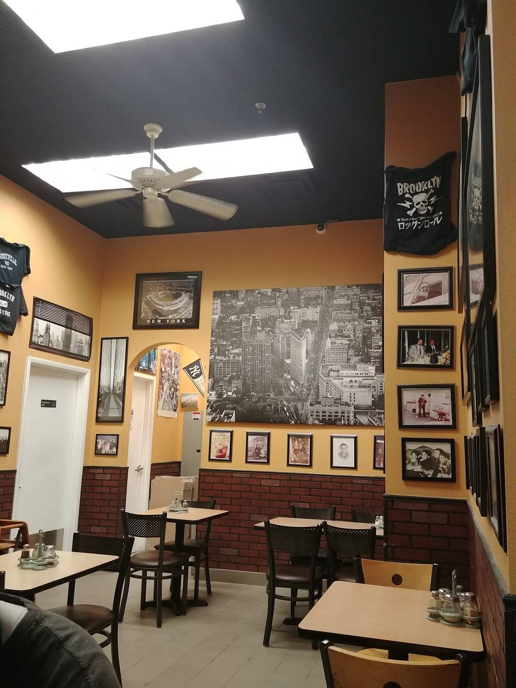 Roccos NY Pizzeria & Pasta | restaurant | 1168, 10860 W Charleston Blvd # 190, Las Vegas, NV 89135, USA | 7027960111 OR +1 702-796-0111