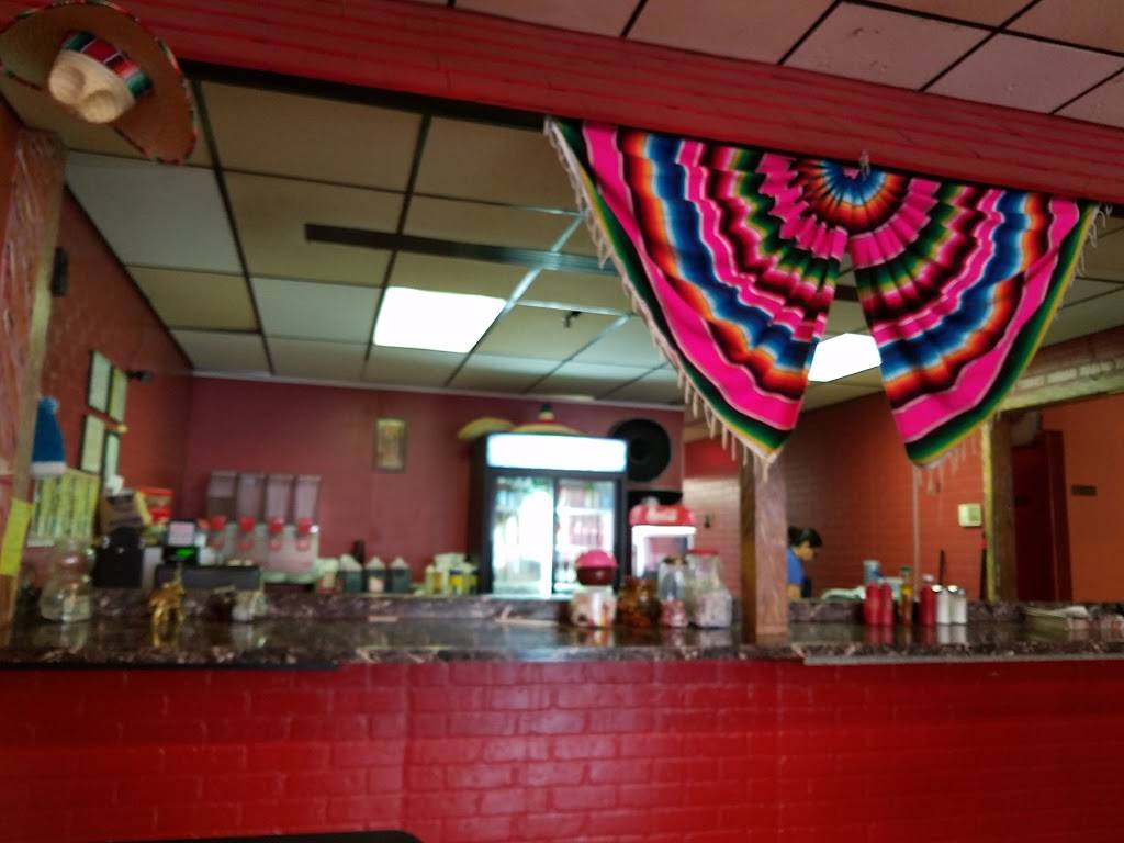 Hidalgo Restaurant | restaurant | 308 Barton St, Pawtucket, RI 02860, USA | 4017227622 OR +1 401-722-7622