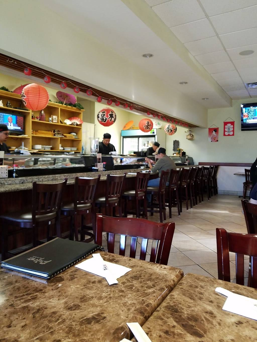 Fuji Roll & Sushi | restaurant | 401 S Riverside Ave, Rialto, CA 92376, USA | 9098752288 OR +1 909-875-2288