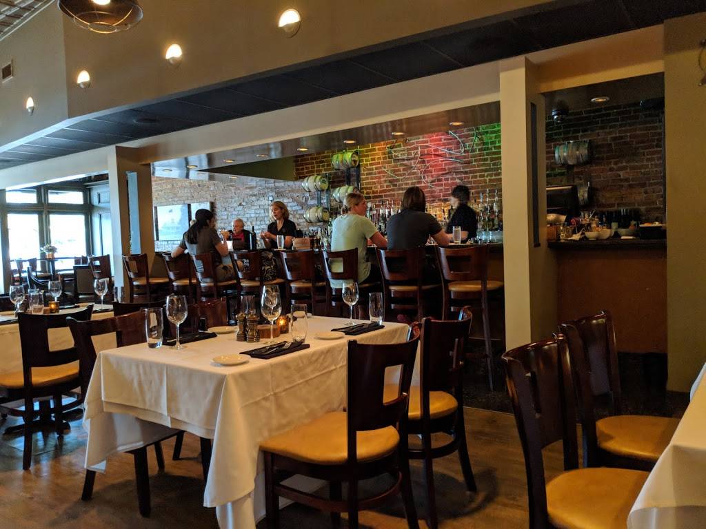 Frog Hollow Tavern | restaurant | 1282 Broad St, Augusta, GA 30901, USA | 7063646906 OR +1 706-364-6906