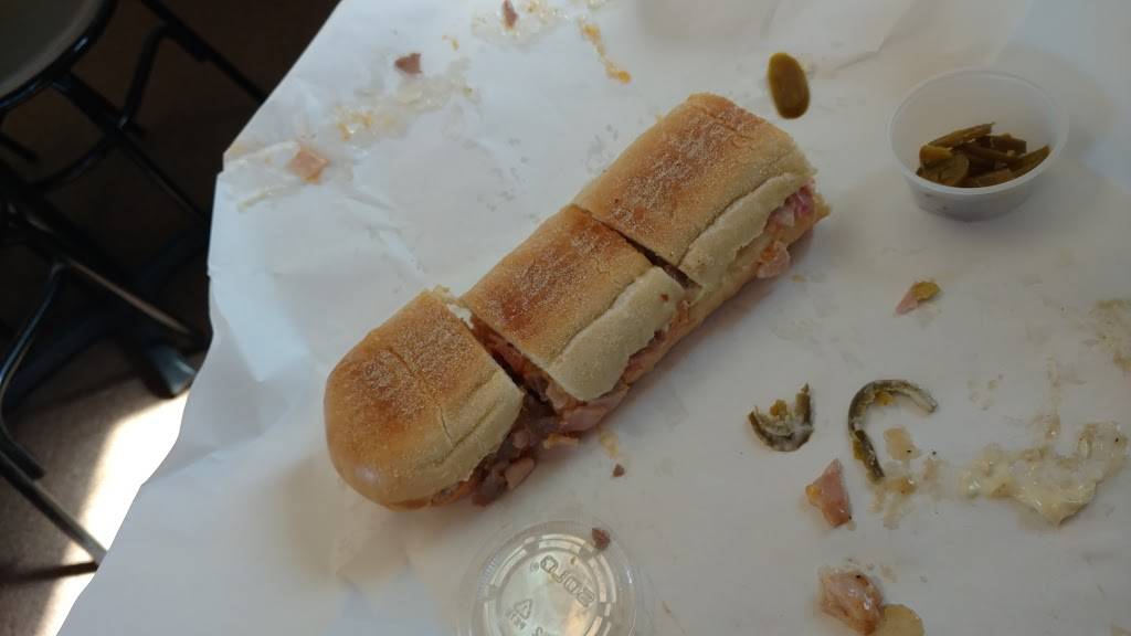 PO Boy Express | restaurant | 6917 Line Ave, Shreveport, LA 71106, USA | 3188614202 OR +1 318-861-4202