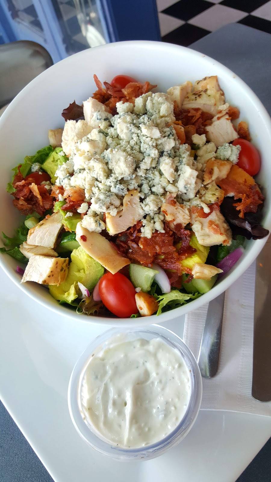 The Rustic Bluebird | cafe | 211 N Main St, Romeo, MI 48065, USA | 5863727199 OR +1 586-372-7199