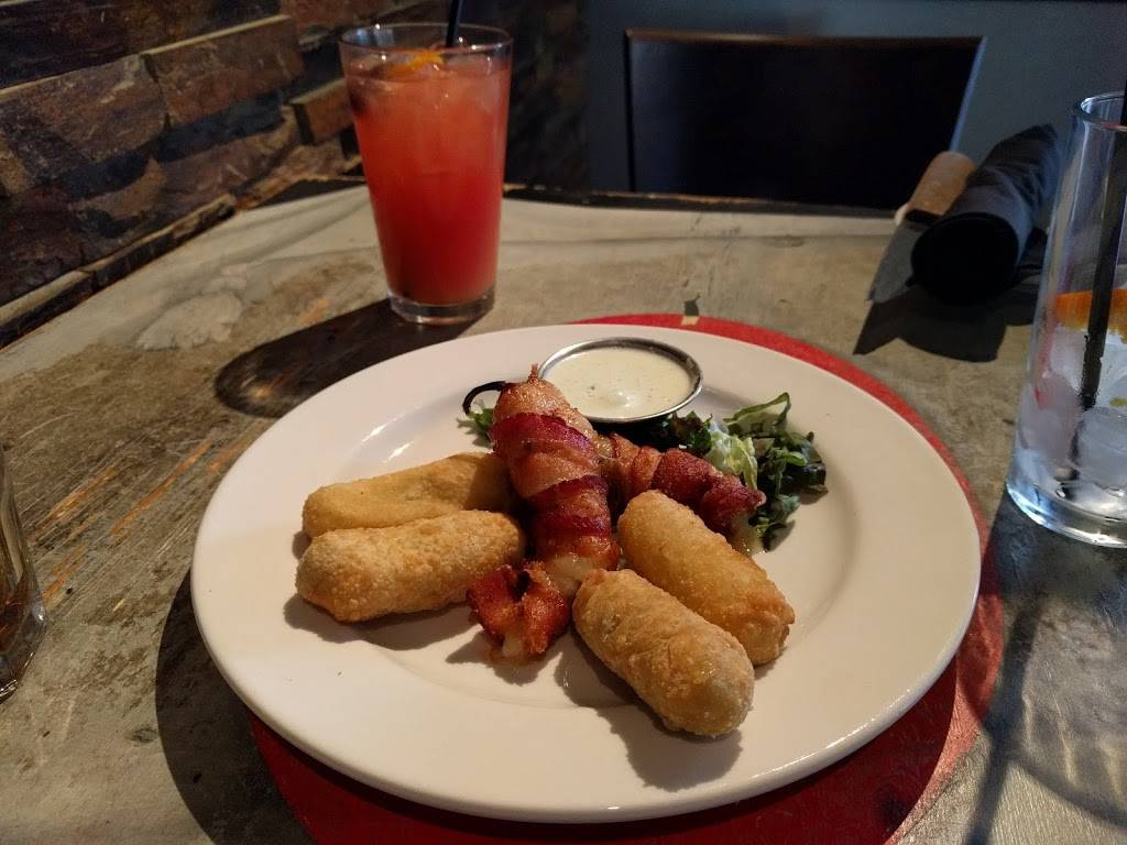 Old Blinking Light | restaurant | 9344 Dorchester St, Highlands Ranch, CO 80129, USA | 3033469797 OR +1 303-346-9797