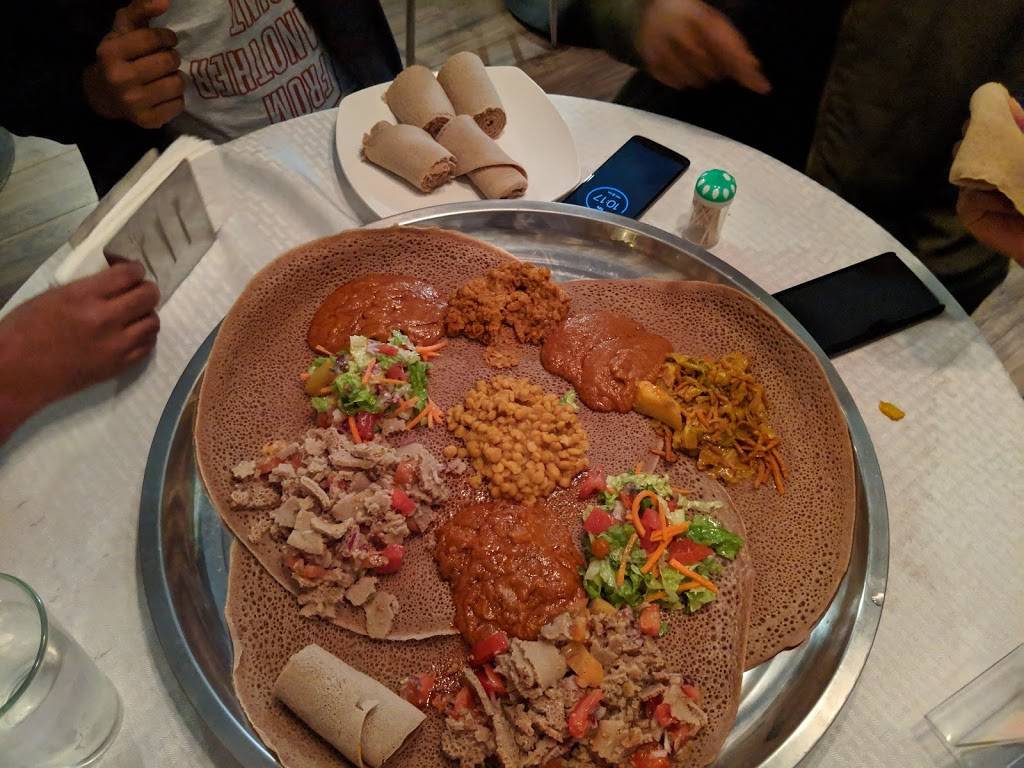 Lunch Box | restaurant | 1876 W San Carlos St, San Jose, CA 95128, USA | 4082873511 OR +1 408-287-3511