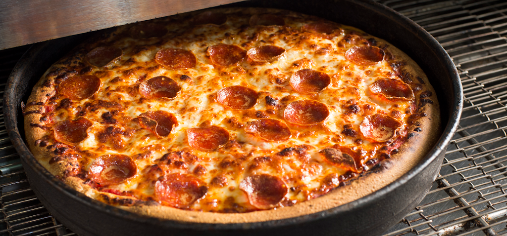 Elmos Pizza & Subs | restaurant | 1001 W Pike St, Goshen, IN 46526, USA | 5745383891 OR +1 574-538-3891