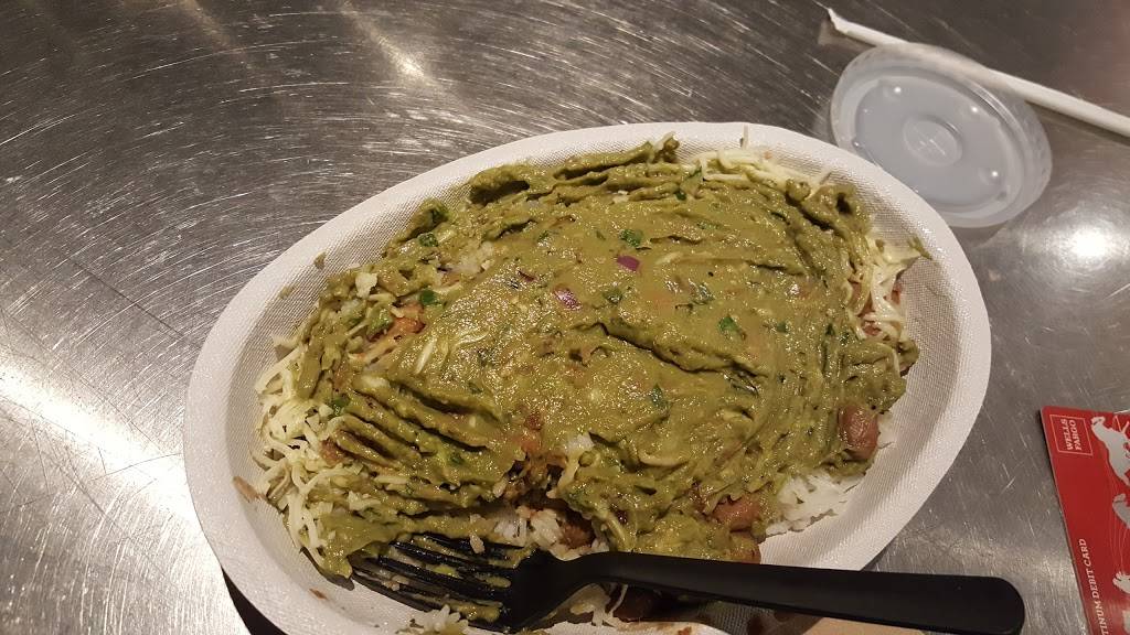 Chipotle Mexican Grill | restaurant | 26147 Evergreen Rd, Southfield, MI 48076, USA | 2483533448 OR +1 248-353-3448