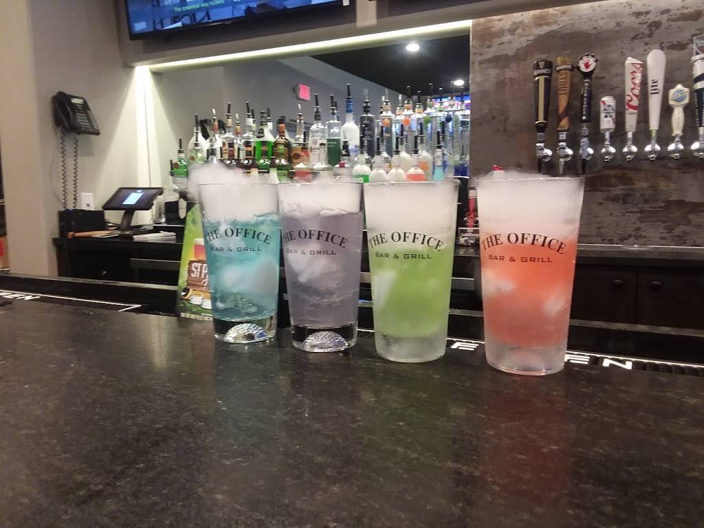 The Office Bar & Grill | restaurant | 10035 Country Club Ln NW, Albuquerque, NM 87114, USA | 5058989553 OR +1 505-898-9553