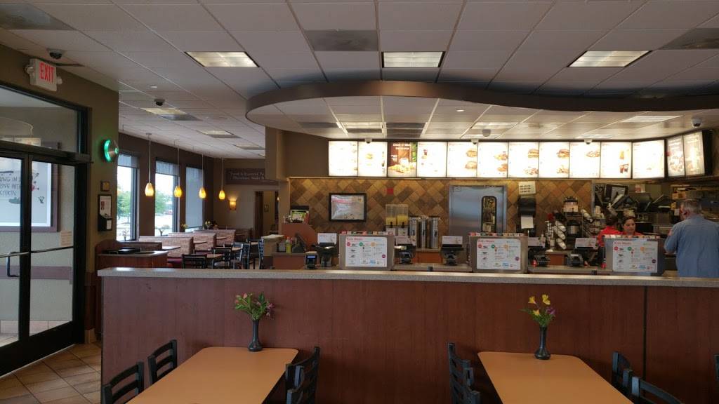 Chick-fil-A | restaurant | 3214 SE Military Dr, San Antonio, TX 78223, USA | 2103379333 OR +1 210-337-9333