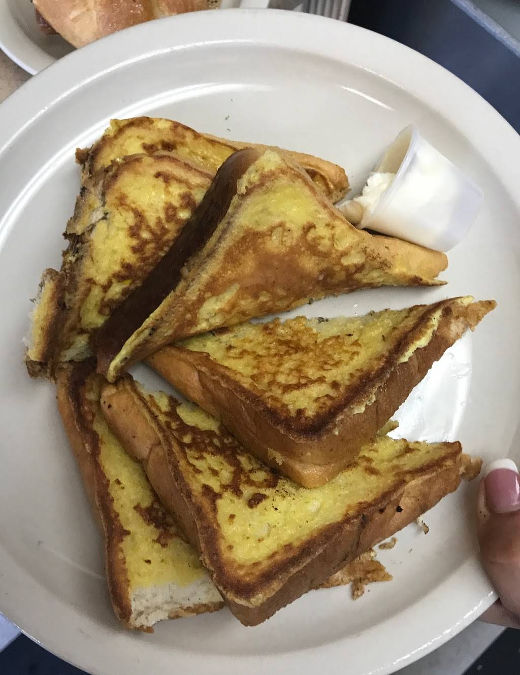 Sharons Place | restaurant | 411 S Washington Ave, Scranton, PA 18505, USA | 5703437712 OR +1 570-343-7712