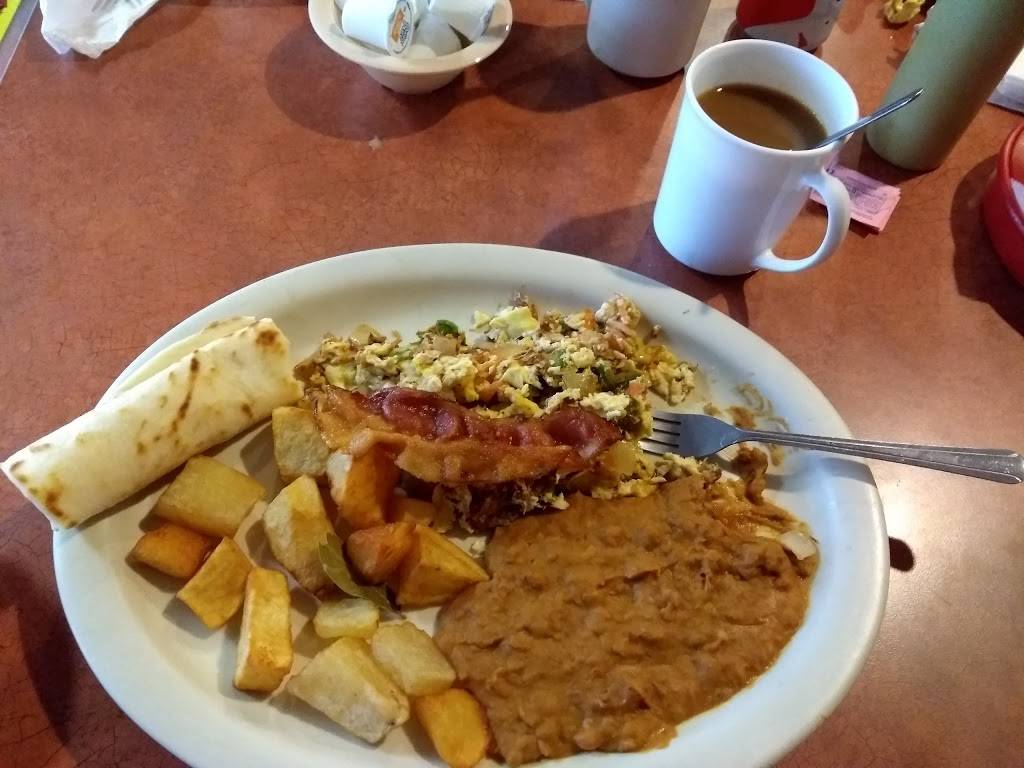 Papagayos Mexican Restaurant | restaurant | 2470 Harry Wurzbach Rd, San Antonio, TX 78209, USA | 2108241718 OR +1 210-824-1718