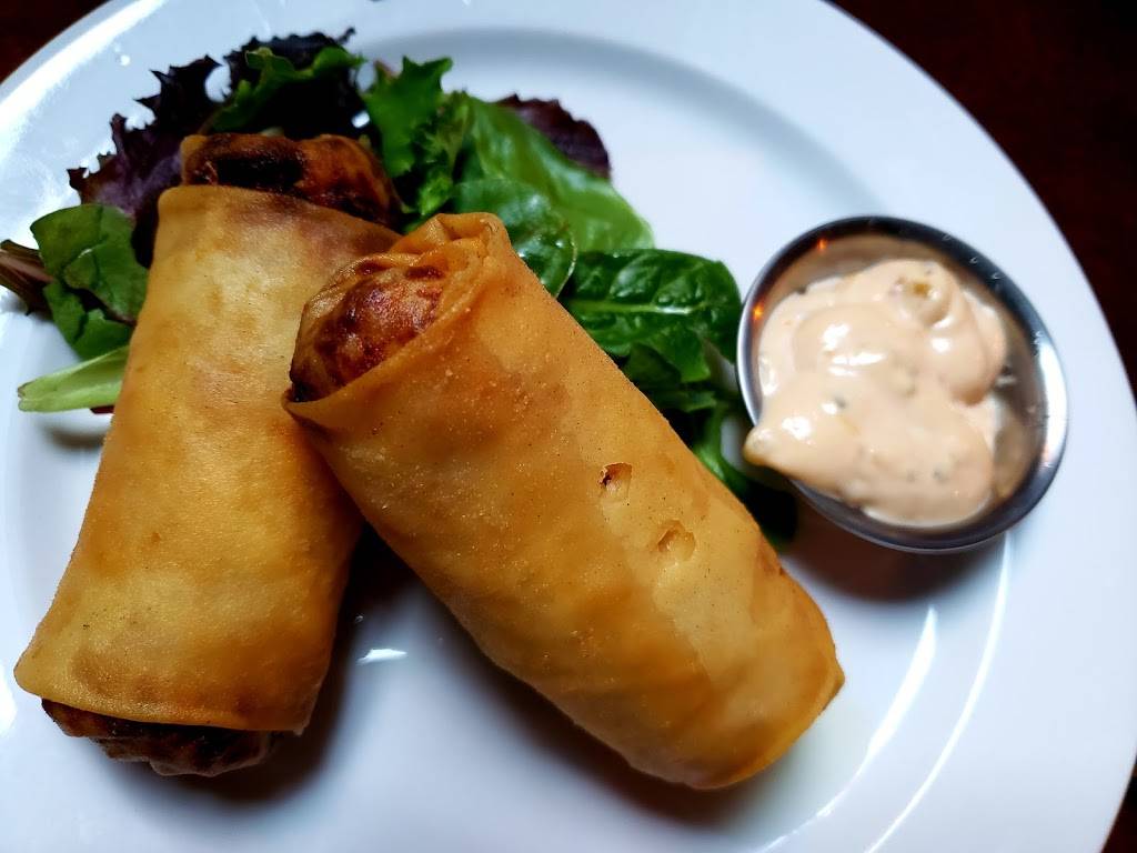 T-Rays Fire Grill | restaurant | 125 W Crogan St Suite A, Lawrenceville, GA 30046, USA | 7709107529 OR +1 770-910-7529