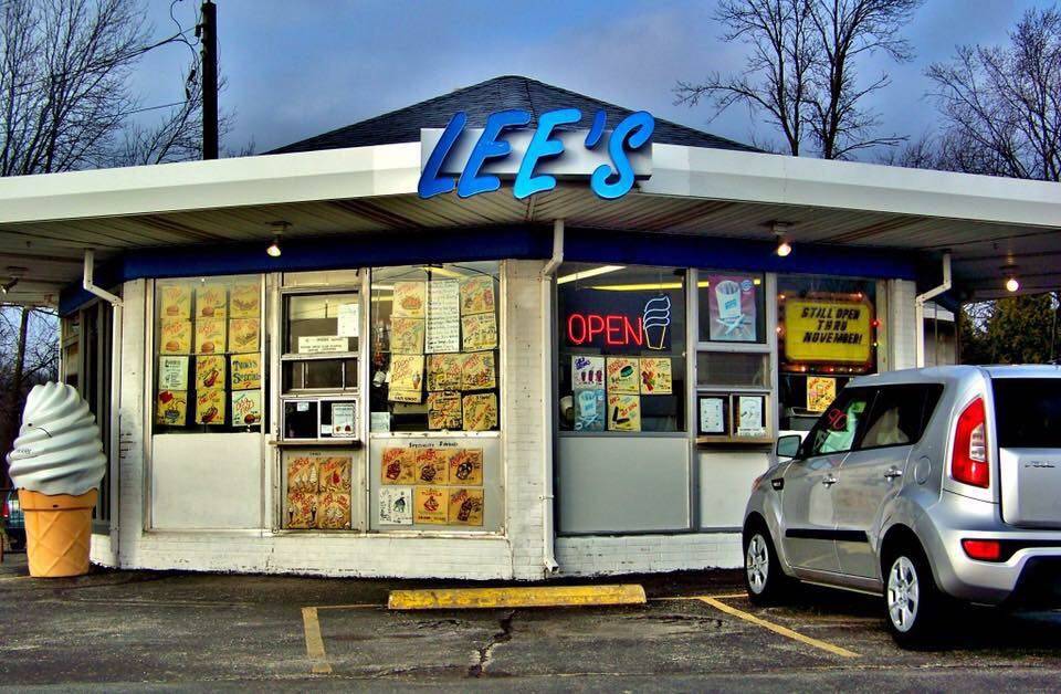 Lees Dairy Treat | restaurant | 14040 W Greenfield Ave, Brookfield, WI 53005, USA | 2627826680 OR +1 262-782-6680