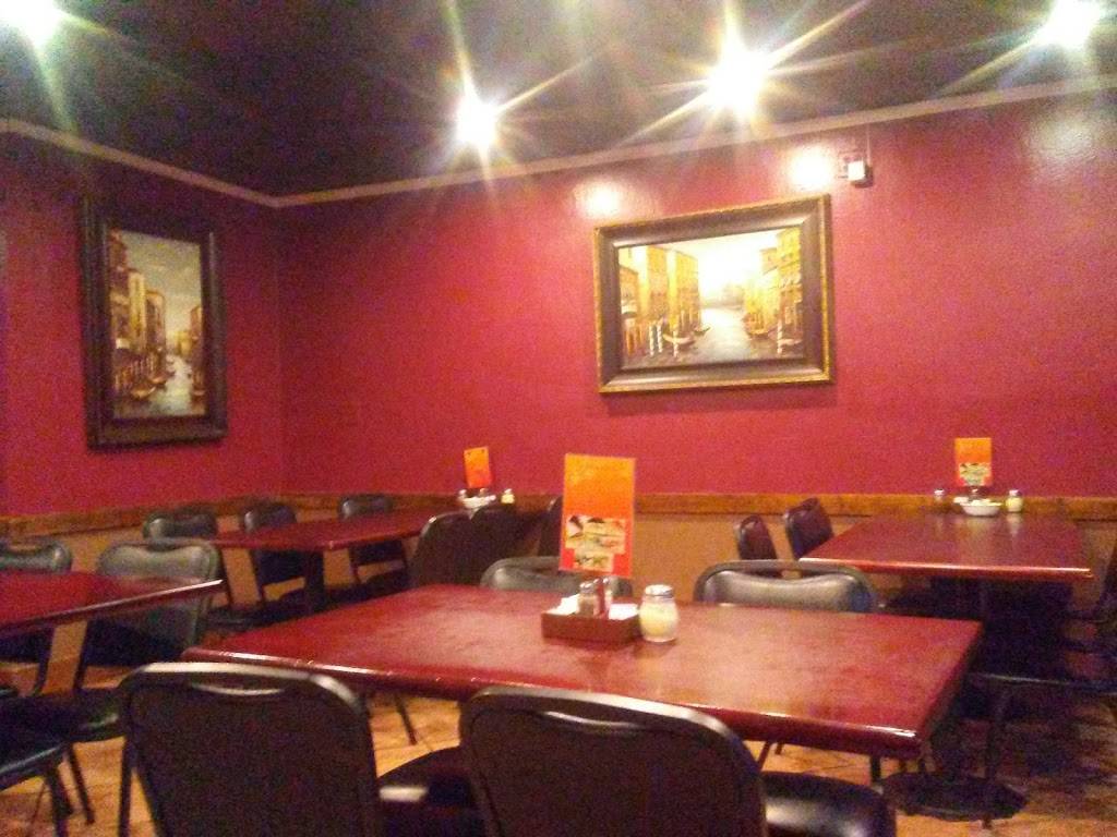 Bella Roma Italiano Ristorante | restaurant | 1831 NW Cache Rd, Lawton, OK 73507, USA | 5803537662 OR +1 580-353-7662