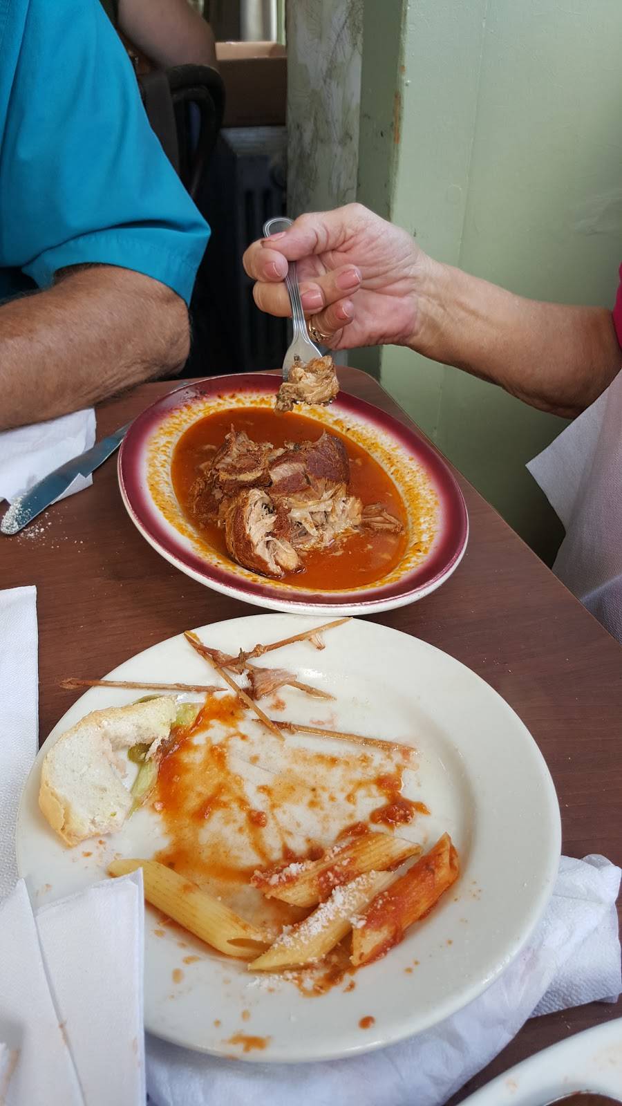 Joes Resturant | restaurant | 927 Jay St, Utica, NY 13501, USA | 3157329808 OR +1 315-732-9808