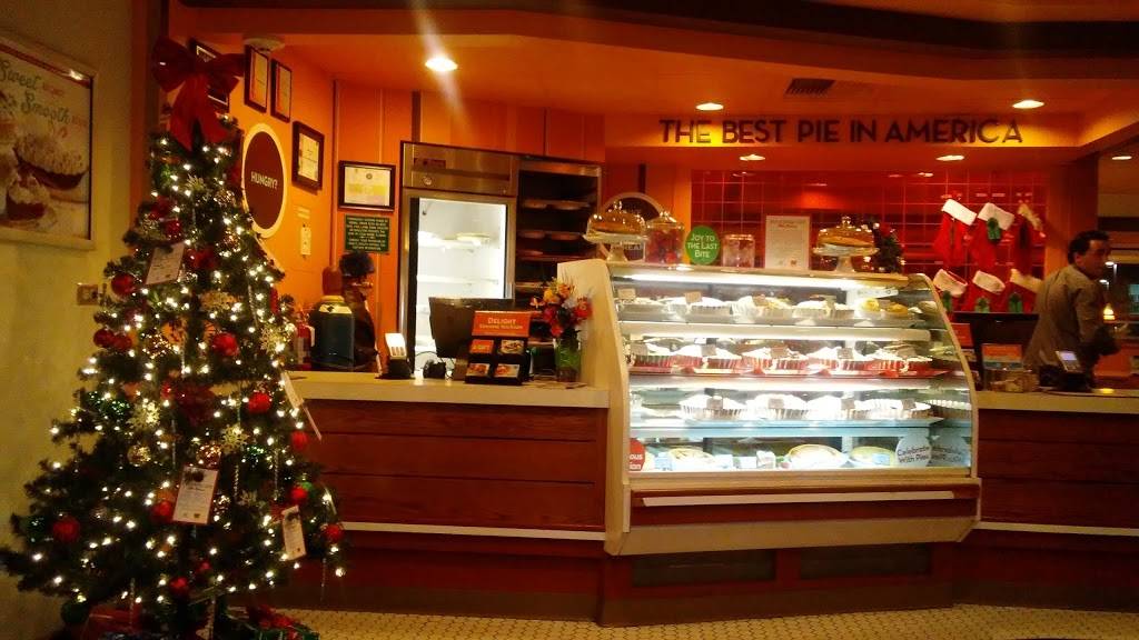 Village Inn | bakery | 10010 W McDowell Rd, Avondale, AZ 85323, USA | 6234780895 OR +1 623-478-0895