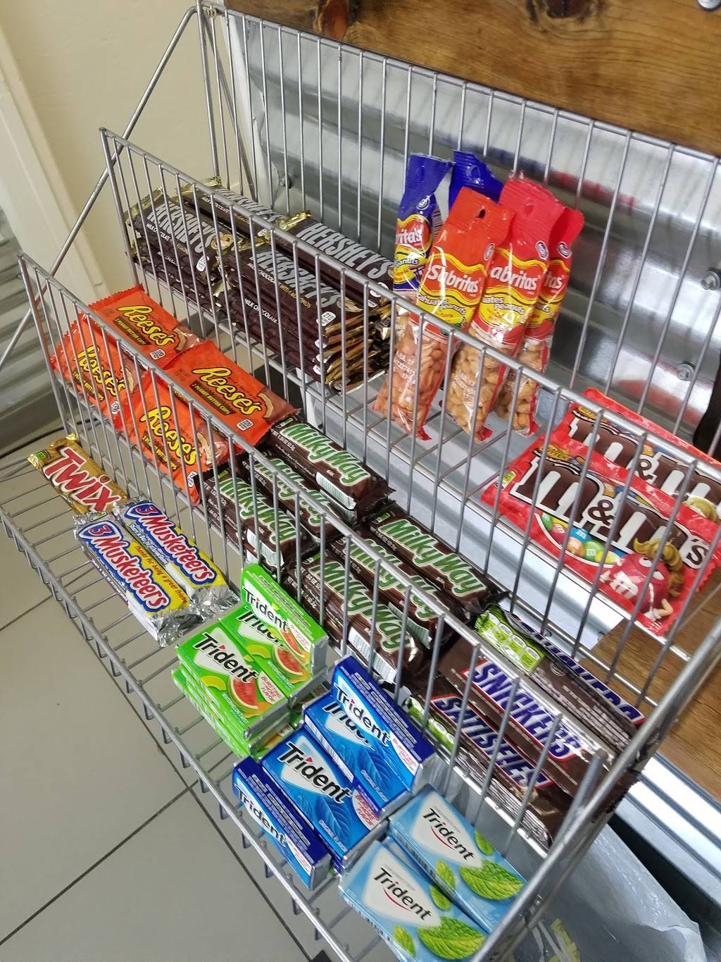 The Stacking Shed | restaurant | 2119 Merced St, Fresno, CA 93721, USA | 5594921102 OR +1 559-492-1102