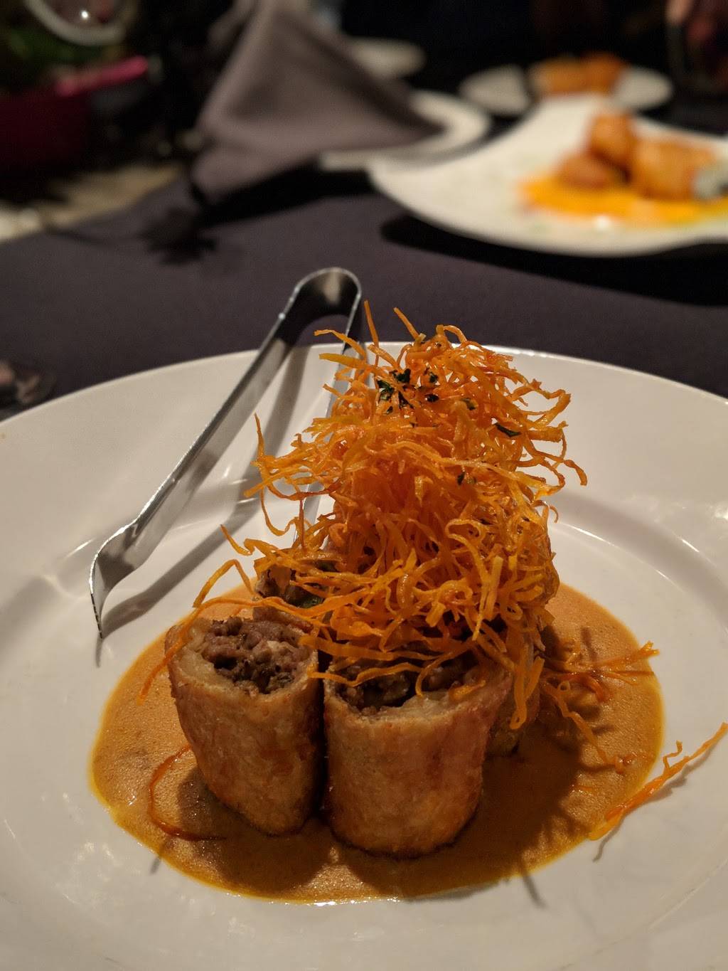 Nick & Ninos Penthouse Steakhouse | restaurant | 700 E Adams St Fl 30, Springfield, IL 62701, USA | 2177891530 OR +1 217-789-1530