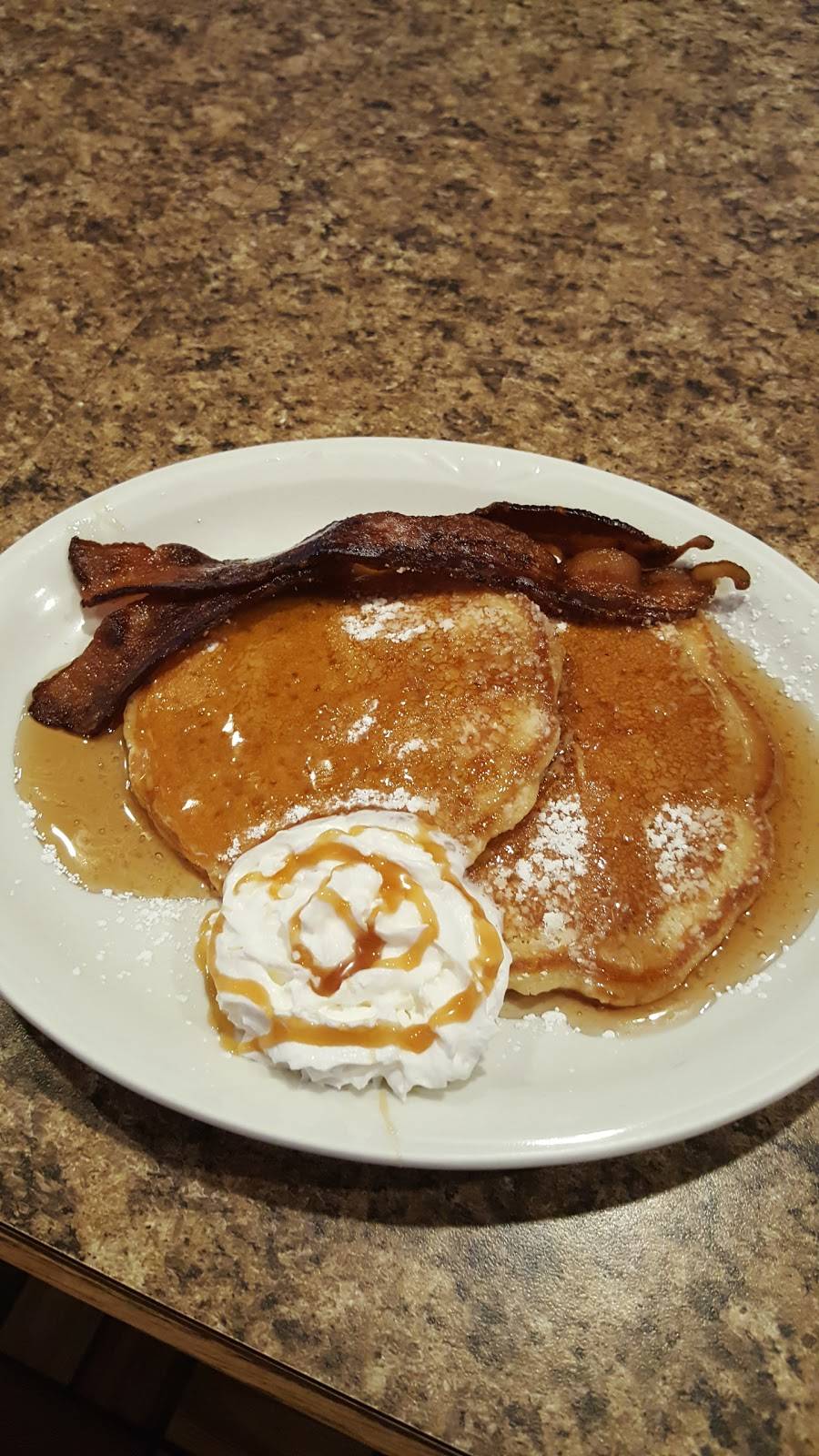 Cafe 32 | restaurant | 2485 Coats, Elmira, MI 49730, USA | 2315462007 OR +1 231-546-2007