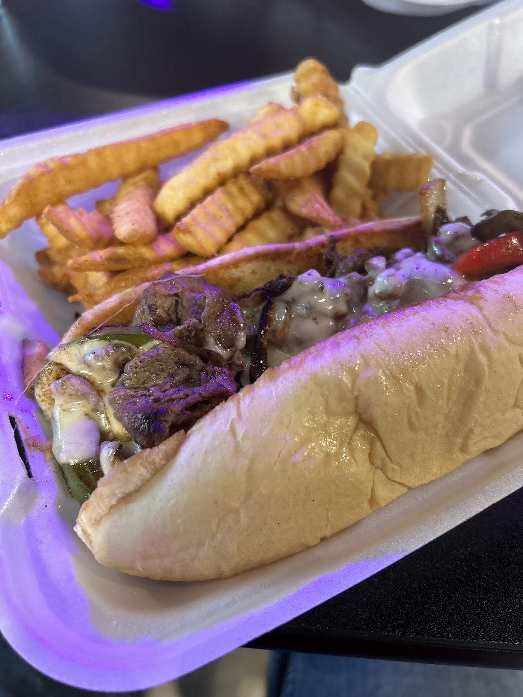 Thee Lunch Box Effingham | restaurant | 10325 IL-33, Effingham, IL 62401, USA | 2173433578 OR +1 217-343-3578