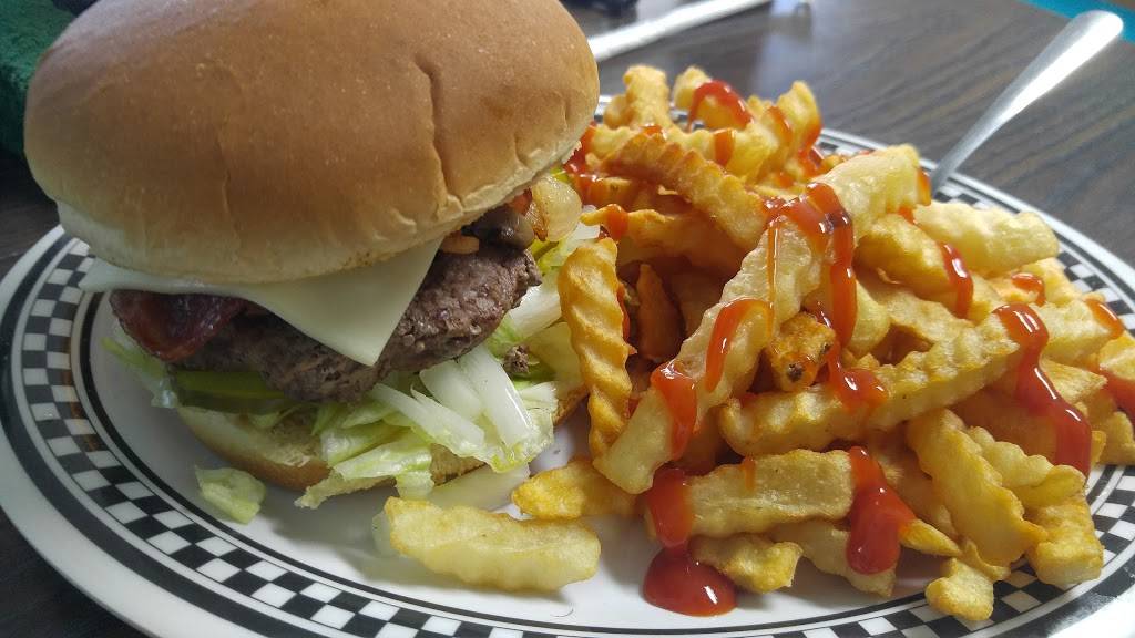 Mulberry Dairy Dip | restaurant | 29 US-64, Mulberry, AR 72947, USA | 4799979991 OR +1 479-997-9991