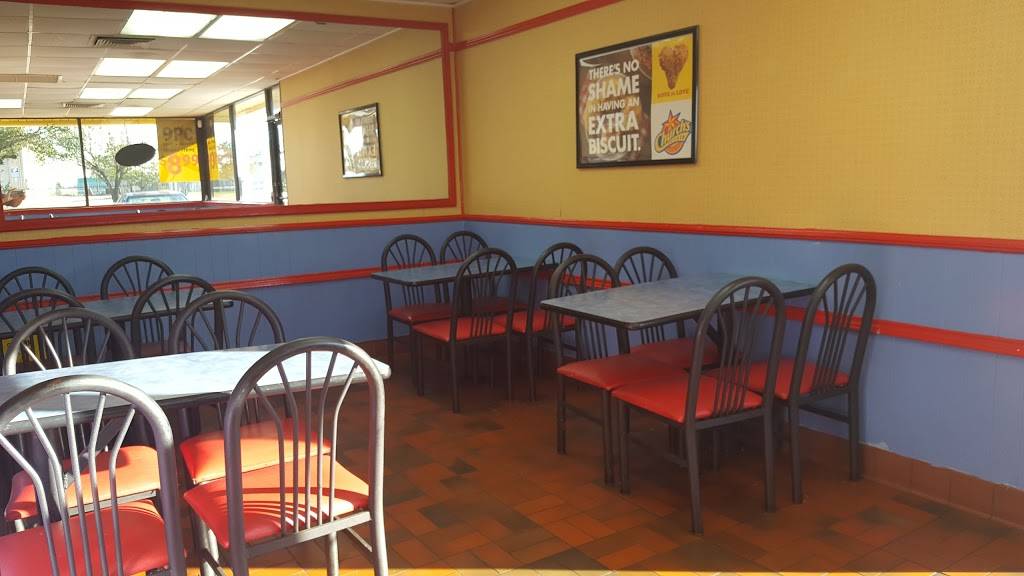 Churchs Chicken | restaurant | 11334 Hughes Rd, Houston, TX 77089, USA | 2814818825 OR +1 281-481-8825