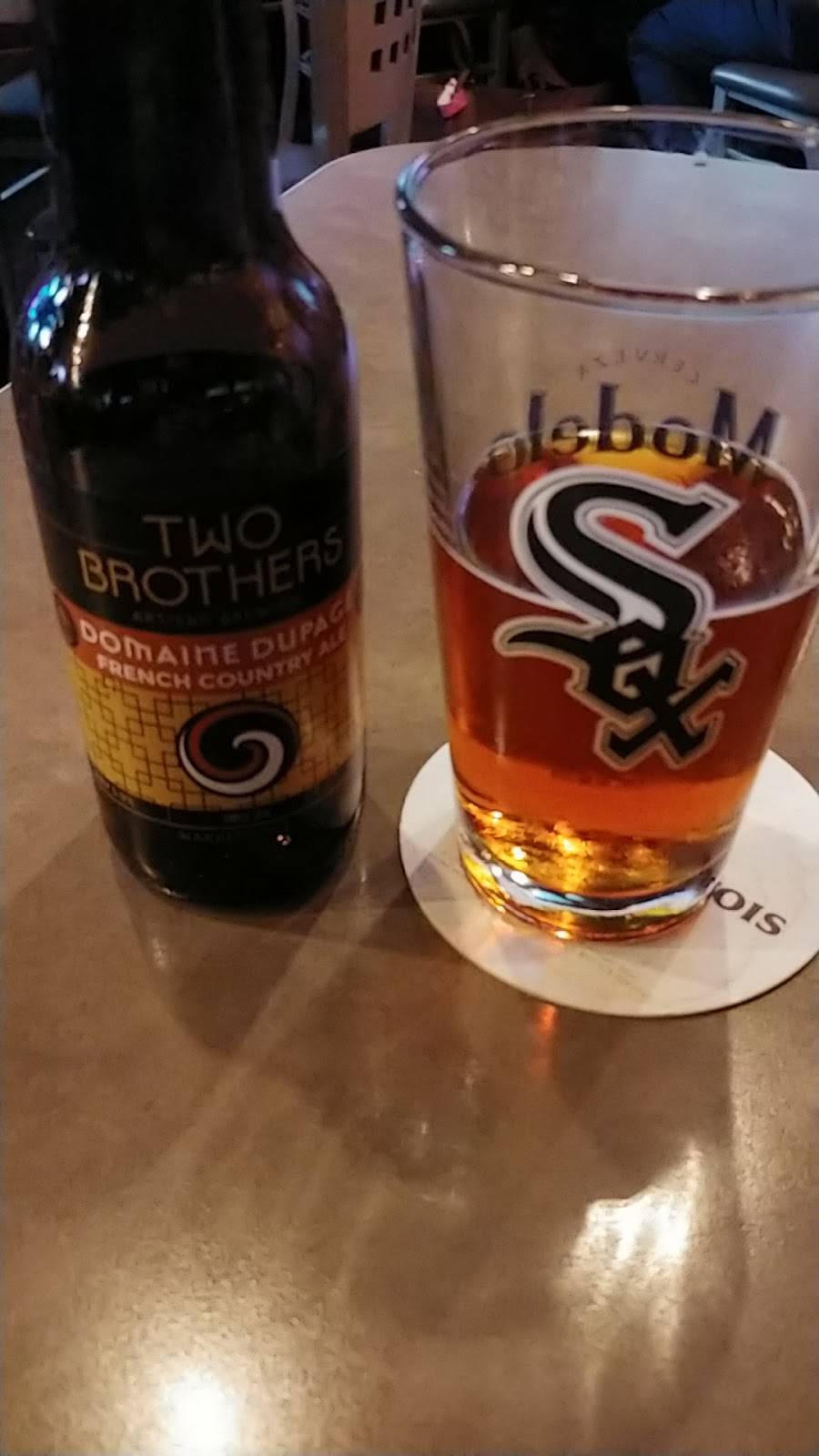 Jimmy Ds District | restaurant | 1718 W Northwest Hwy, Arlington Heights, IL 60004, USA | 8472551340 OR +1 847-255-1340