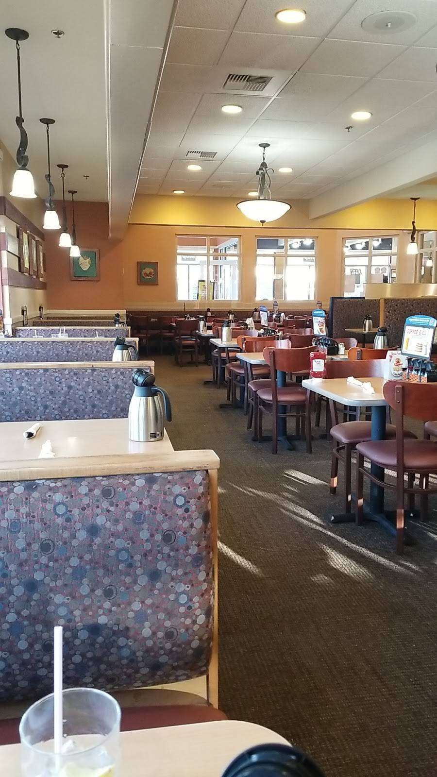 IHOP | restaurant | 1523 Alabama Ave SE, Washington, DC 20032, USA | 2025635890 OR +1 202-563-5890