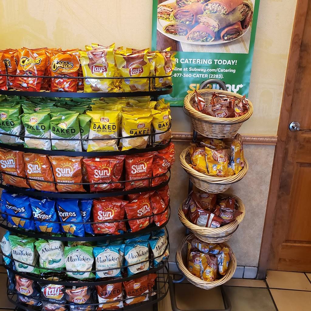 Subway | meal takeaway | 514 City Park Ave #4411, New Orleans, LA 70119, USA | 5044828397 OR +1 504-482-8397