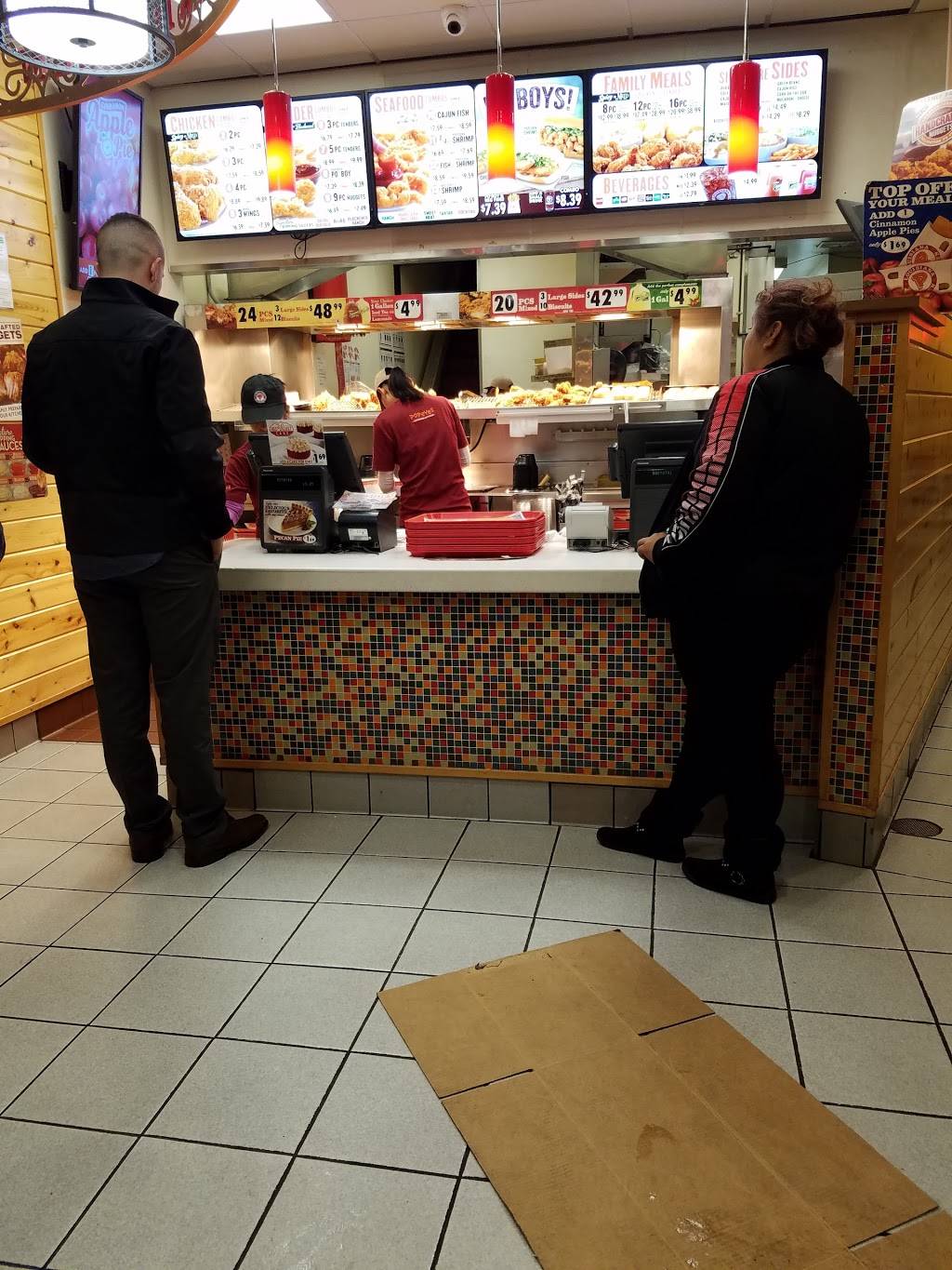 Popeyes Louisiana Kitchen | restaurant | 890 Geneva Ave, San Francisco, CA 94112, USA | 4152392089 OR +1 415-239-2089