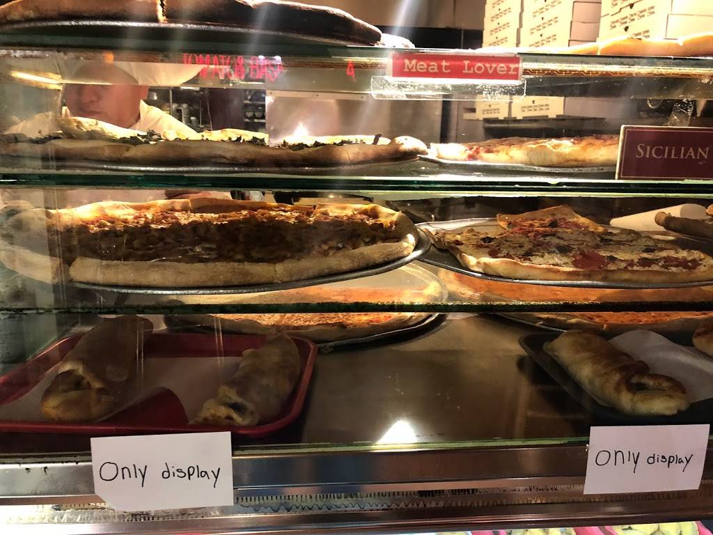 Tomato N Basil | restaurant | 226 4th Ave, Brooklyn, NY 11215, USA | 7185968855 OR +1 718-596-8855