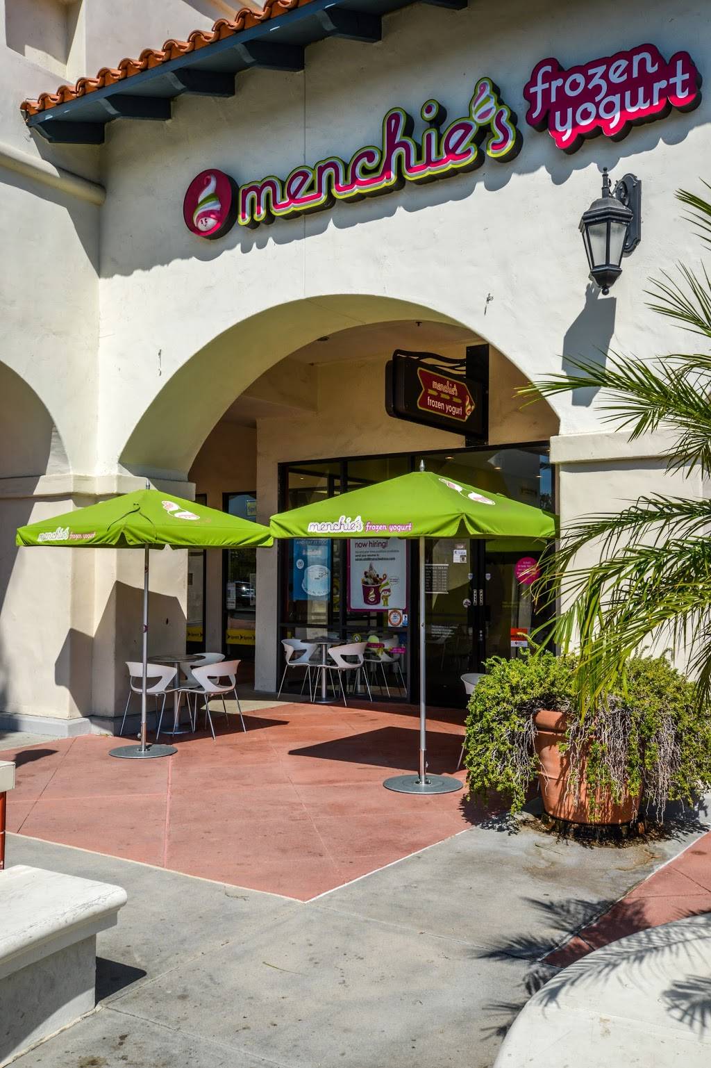 Menchies Frozen Yogurt | bakery | 943 Avenida Pico Bldg 5, San Clemente, CA 92673, USA | 9499101331 OR +1 949-910-1331