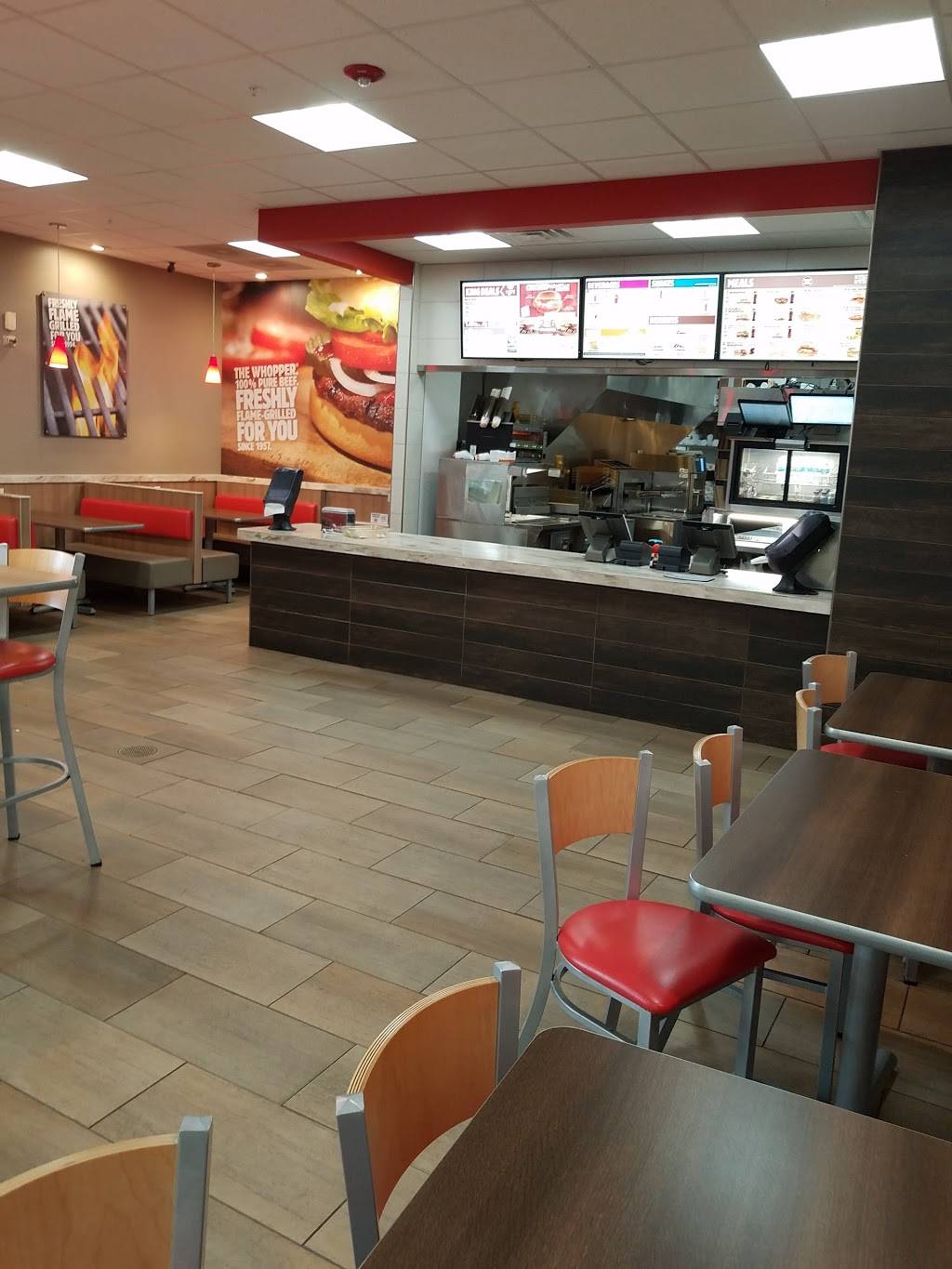 Burger King | restaurant | 1980 Freedom Pkwy, Washington, IL 61571, USA | 3097455212 OR +1 309-745-5212