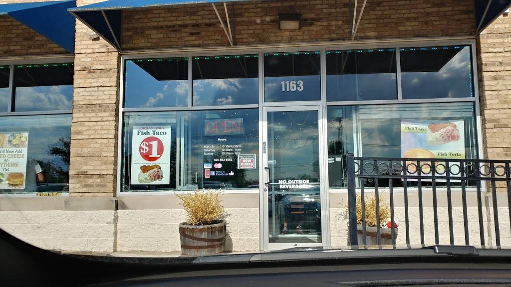 El Famous Burrito | restaurant | 1165 Bloomingdale Rd, Glendale Heights, IL 60139, USA | 6306825882 OR +1 630-682-5882