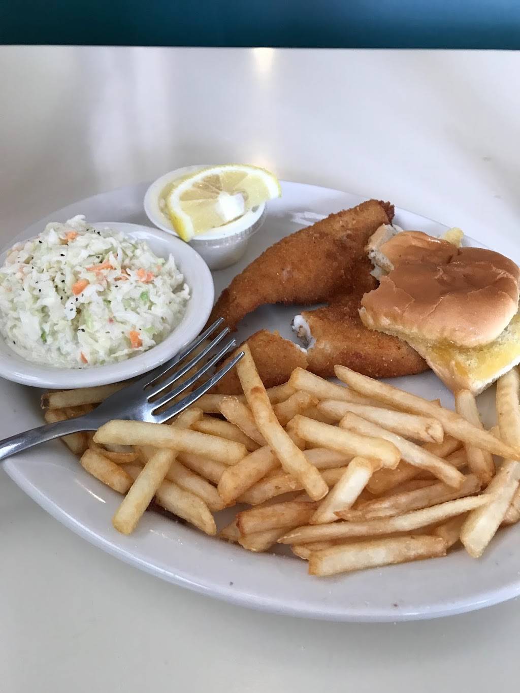 Midway Oh Boy Restaurant | restaurant | 6620 Lake Ave, Elyria, OH 44035, USA | 4403243711 OR +1 440-324-3711