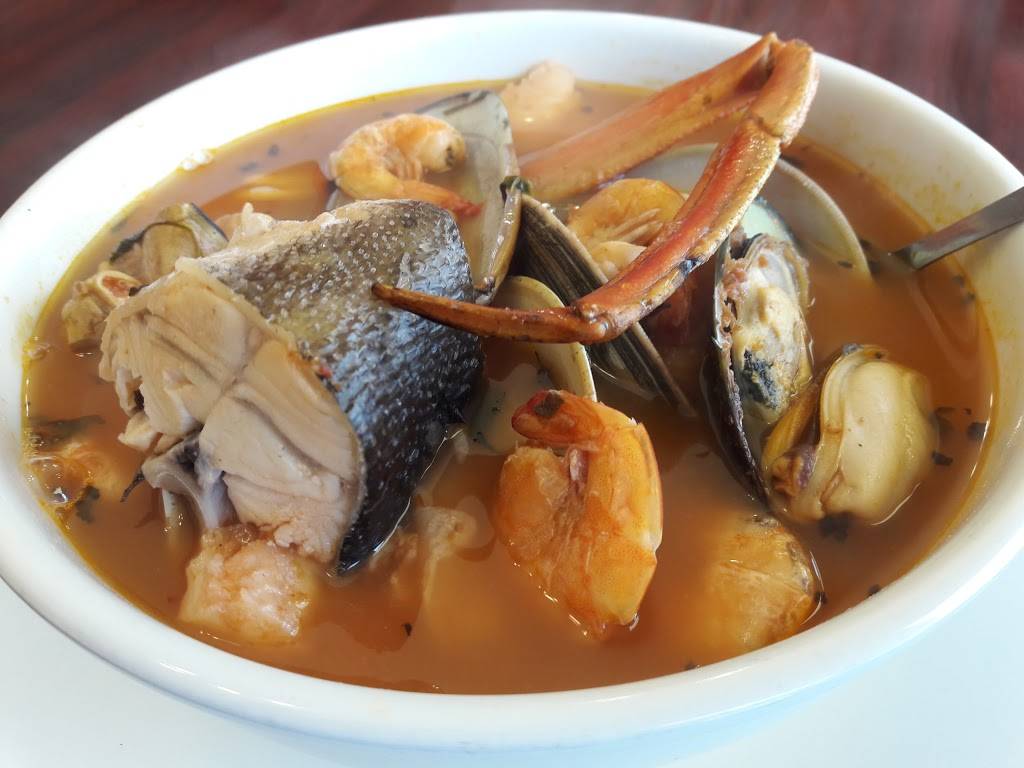 Huarache King | restaurant | 322 Broadway St, King City, CA 93930, USA | 8313855241 OR +1 831-385-5241