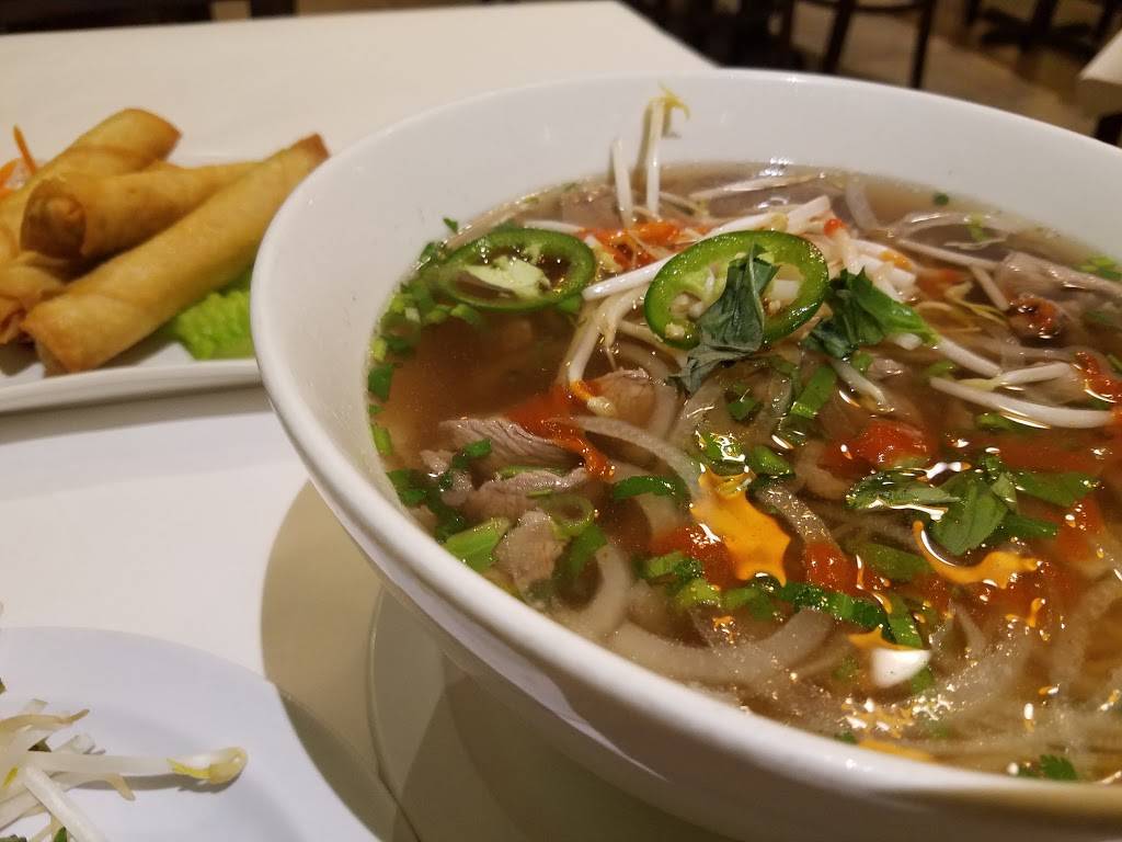 Noodles Pho U | restaurant | 3124 IL-59 #146, Naperville, IL 60564, USA | 6307787888 OR +1 630-778-7888