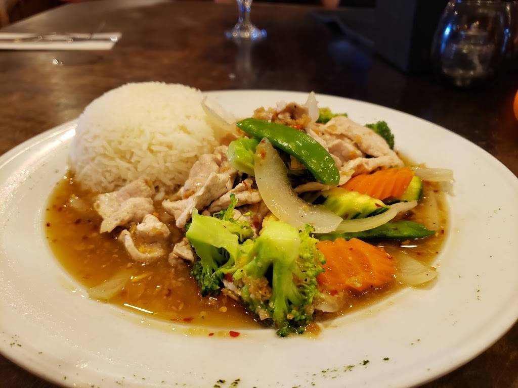 Sweet Basil Thai Cuisine | restaurant | 8590 Pelham Rd #15, Greenville, SC 29615, USA | 8646274151 OR +1 864-627-4151