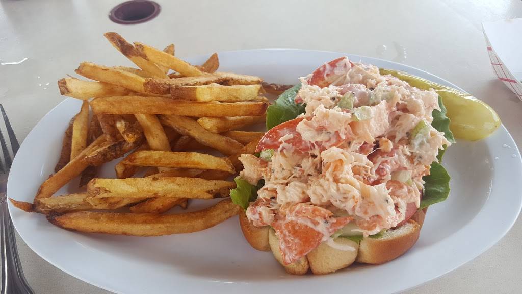 The Wharf | restaurant | 416 B 116th St, Rockaway Park, NY 11694, USA | 7184748807 OR +1 718-474-8807