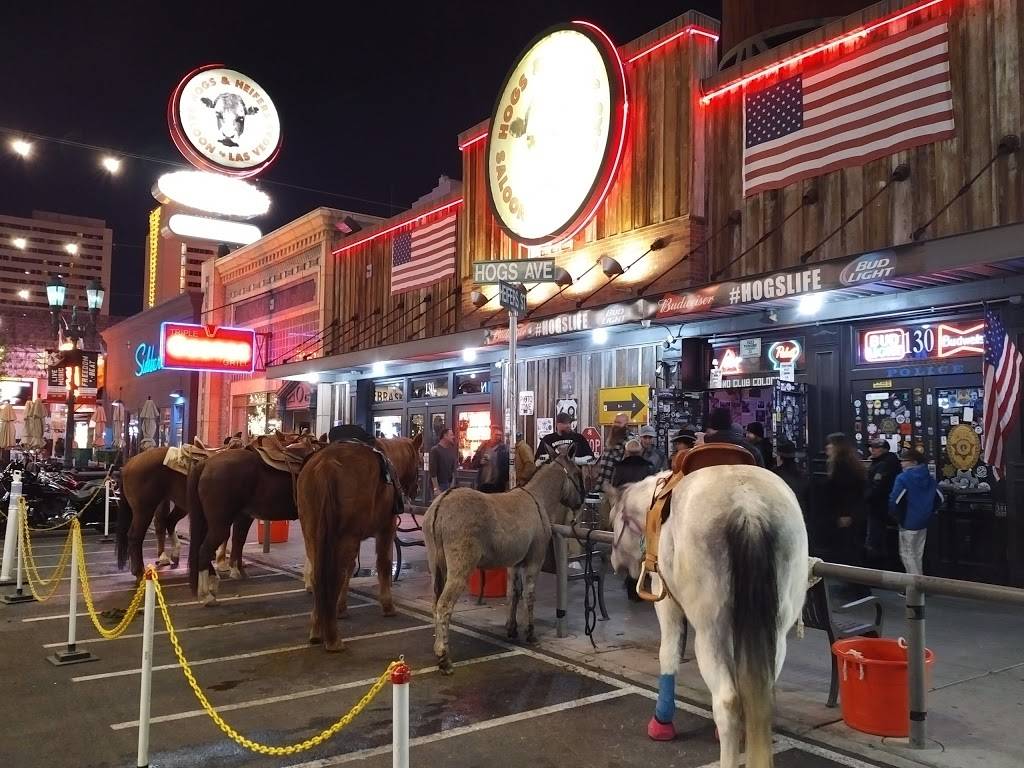 Hogs & Heifers | restaurant | 201 N 3rd St, Las Vegas, NV 89101, USA | 7026761457 OR +1 702-676-1457