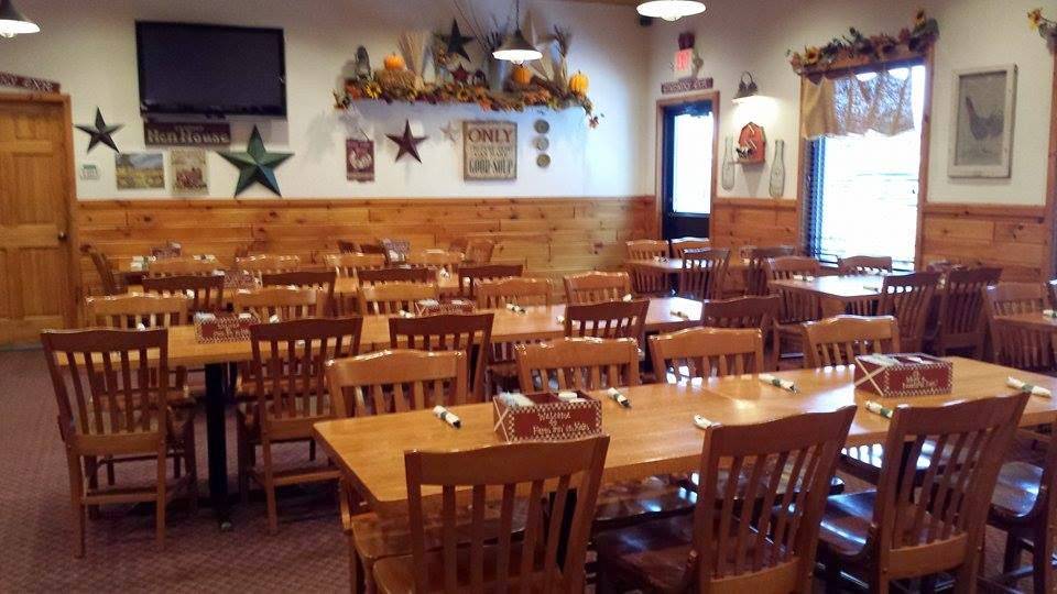 Farm Inn On Main | bakery | 123 N Main St, Shawano, WI 54166, USA | 7155244916 OR +1 715-524-4916