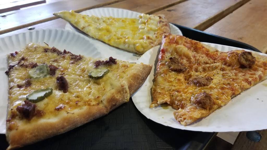 Politos Pizza | restaurant | 311 3rd St, Wausau, WI 54403, USA | 7152989079 OR +1 715-298-9079