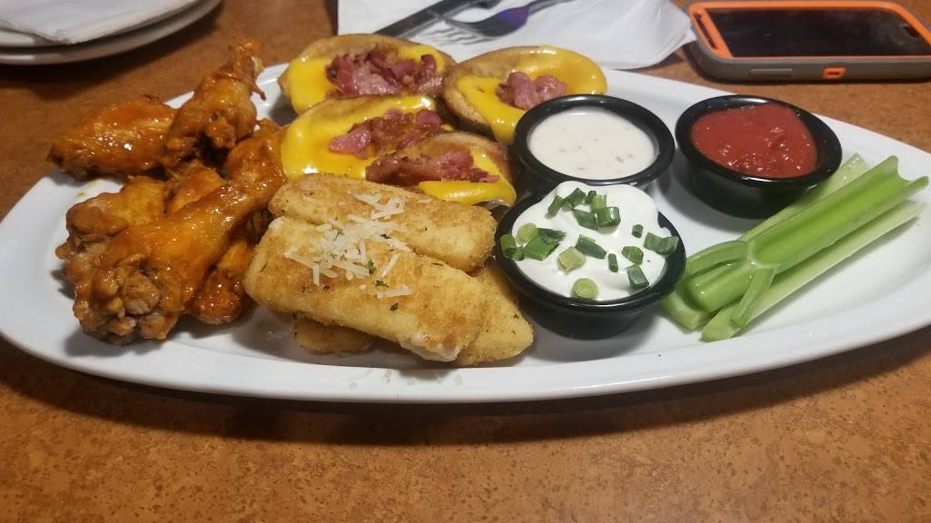 TGI Fridays | restaurant | 3015 Lohr Rd, Ann Arbor, MI 48103, USA | 7349977050 OR +1 734-997-7050