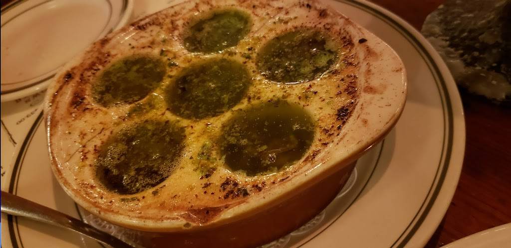 Miramar Bistro | restaurant | 301 Waukegan Ave, Highwood, IL 60040, USA | 8474331078 OR +1 847-433-1078