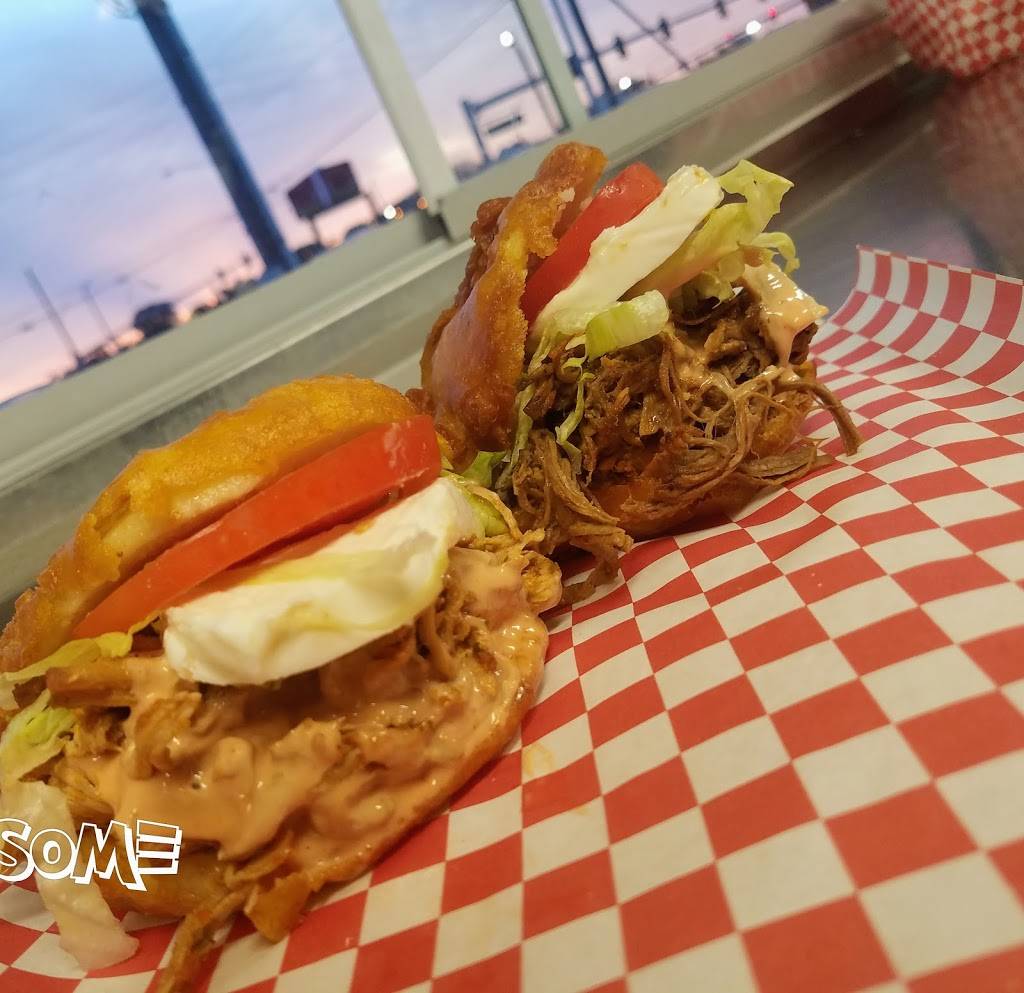 Super Sonic Fl | restaurant | 6320 Narcoossee Rd, Orlando, FL 32822, USA | 3215255751 OR +1 321-525-5751