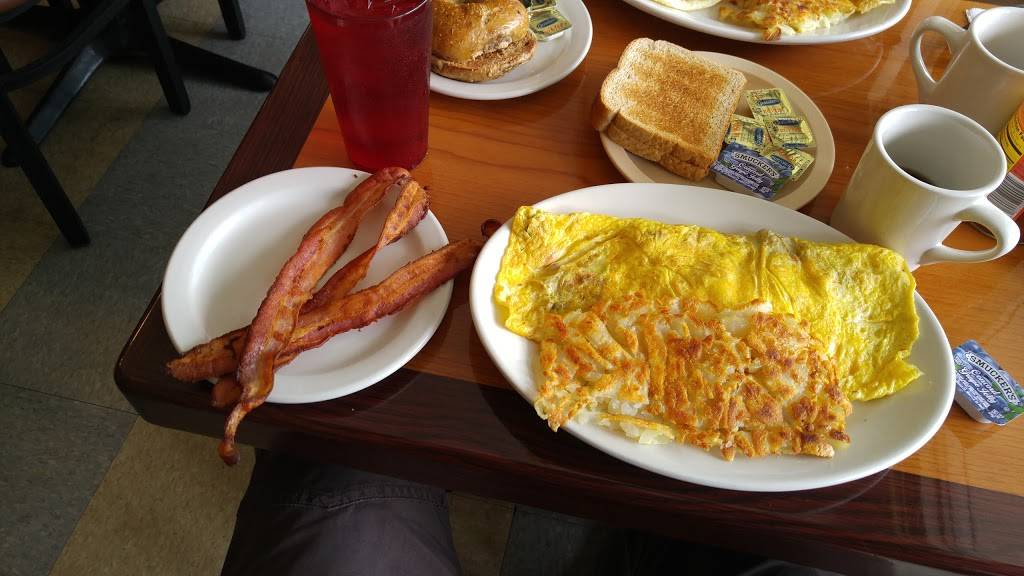 The Onion Roll | restaurant | 6935 W North Ave, Oak Park, IL 60302, USA | 7083832548 OR +1 708-383-2548