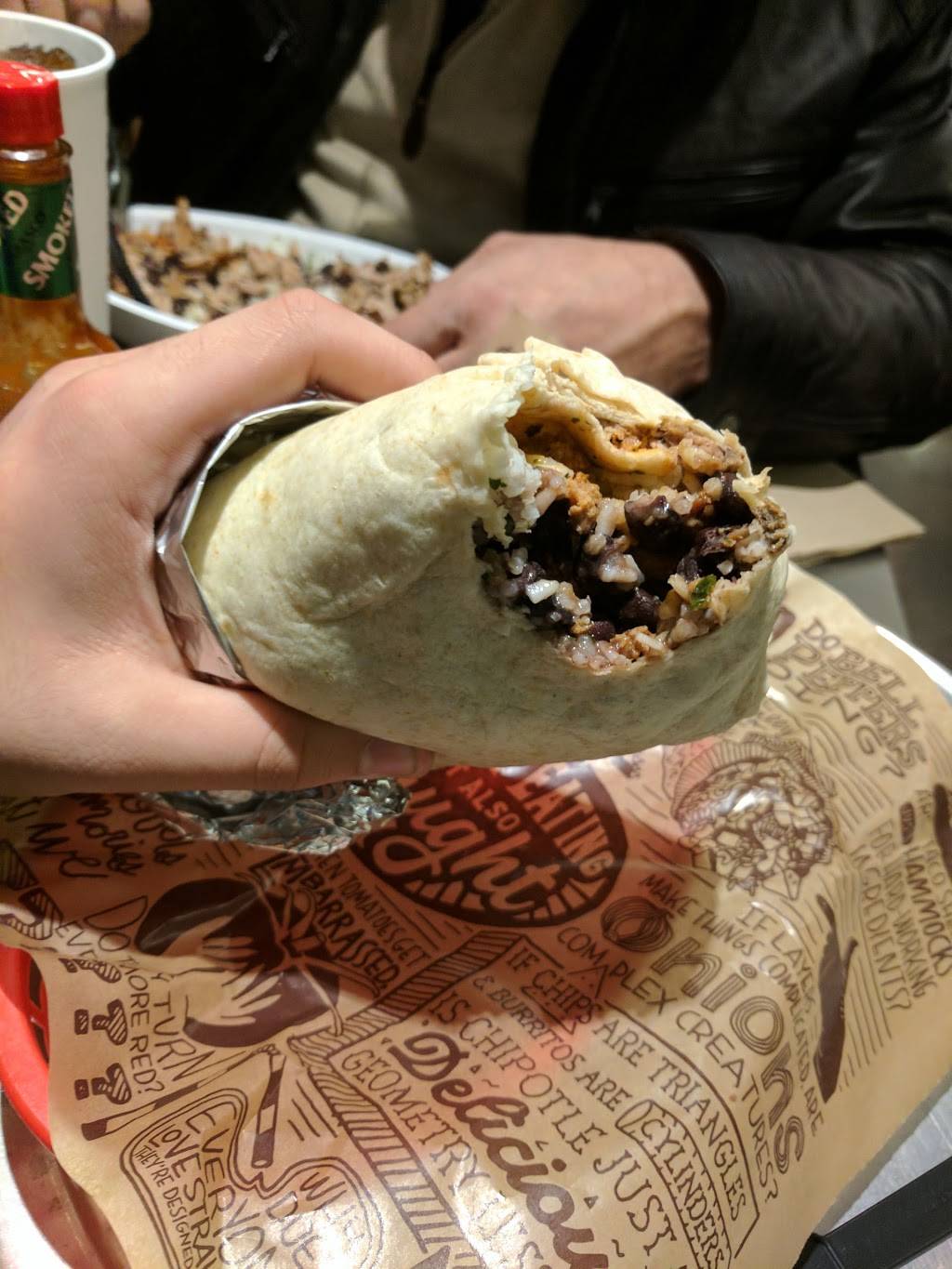 Chipotle Mexican Grill | restaurant | 2602 Hylan B, Staten Island, NY 10306, USA | 7189801742 OR +1 718-980-1742